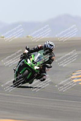 media/May-14-2023-SoCal Trackdays (Sun) [[024eb53b40]]/Turn 12 (1145am)/